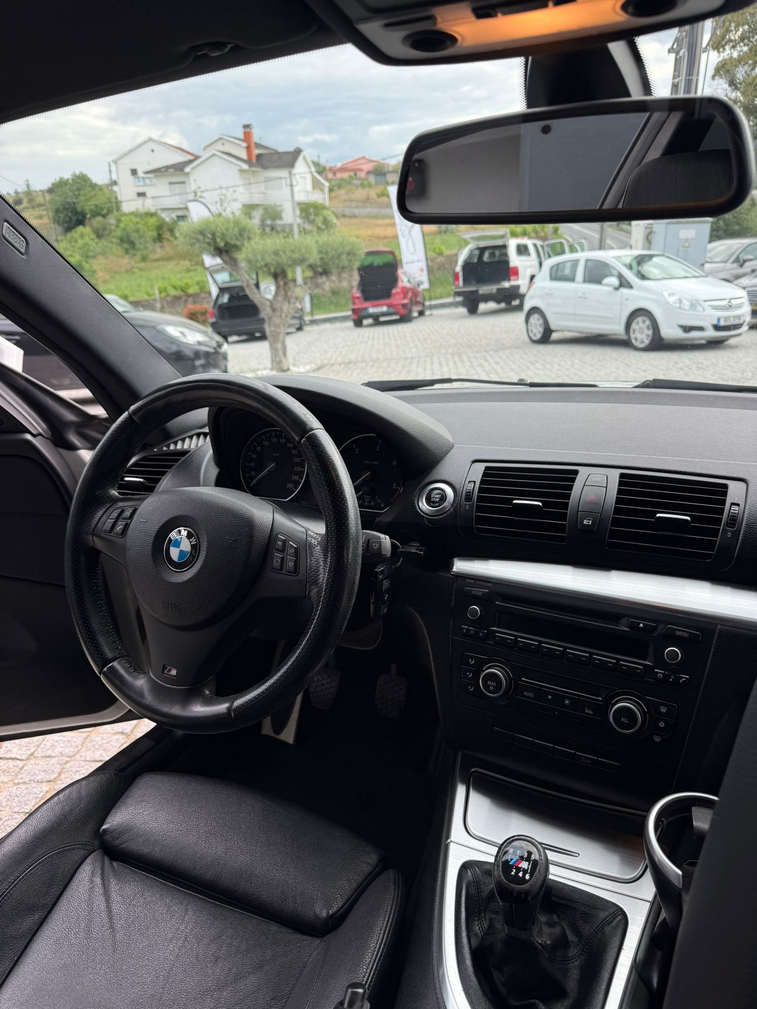 
								BMW 123D 2013 completo									