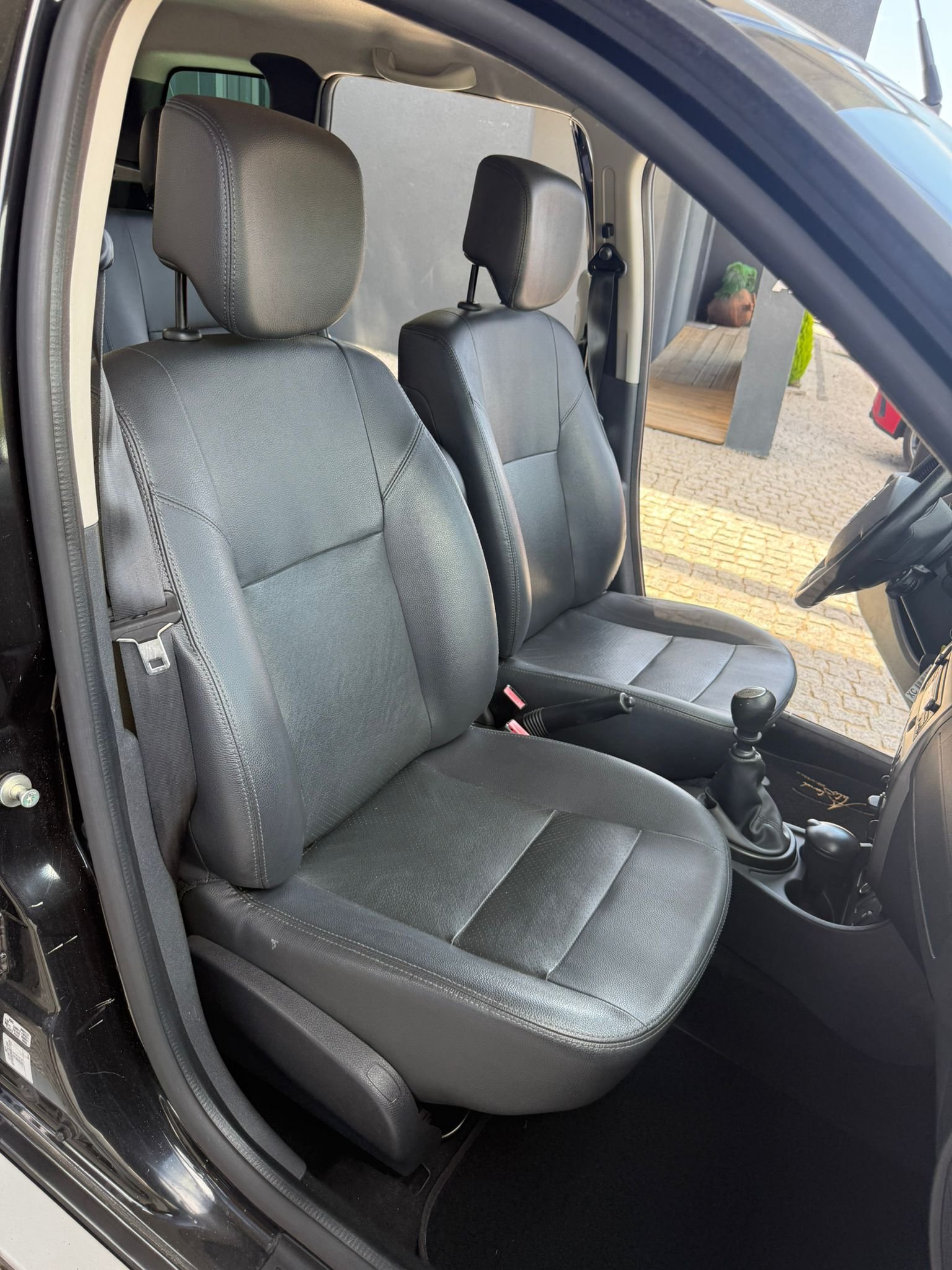 
								DACIA DUSTER 1.5 DCI 2013 completo									
