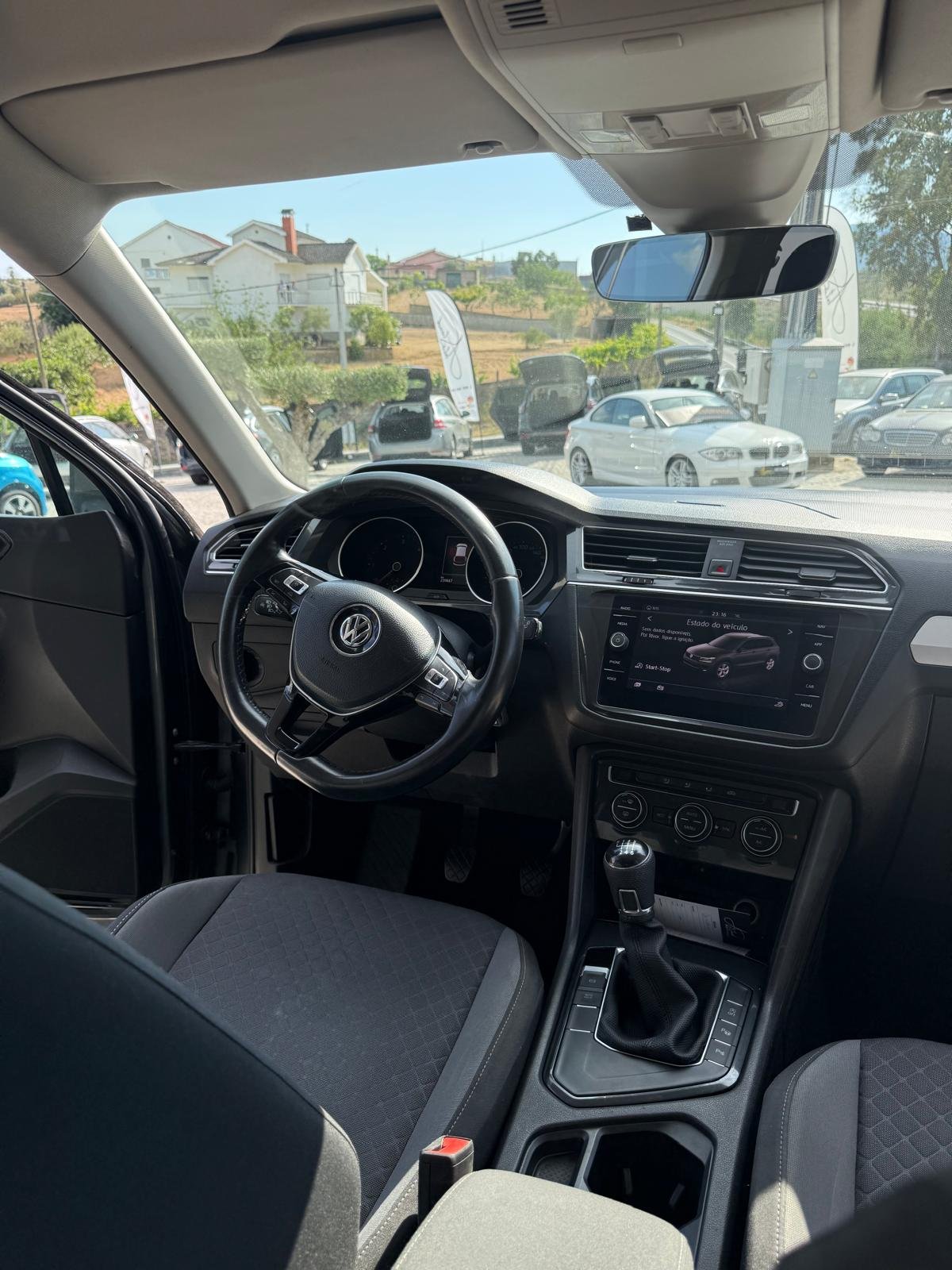 
								VOLKSWAGEN TIGUAN 2017 completo									