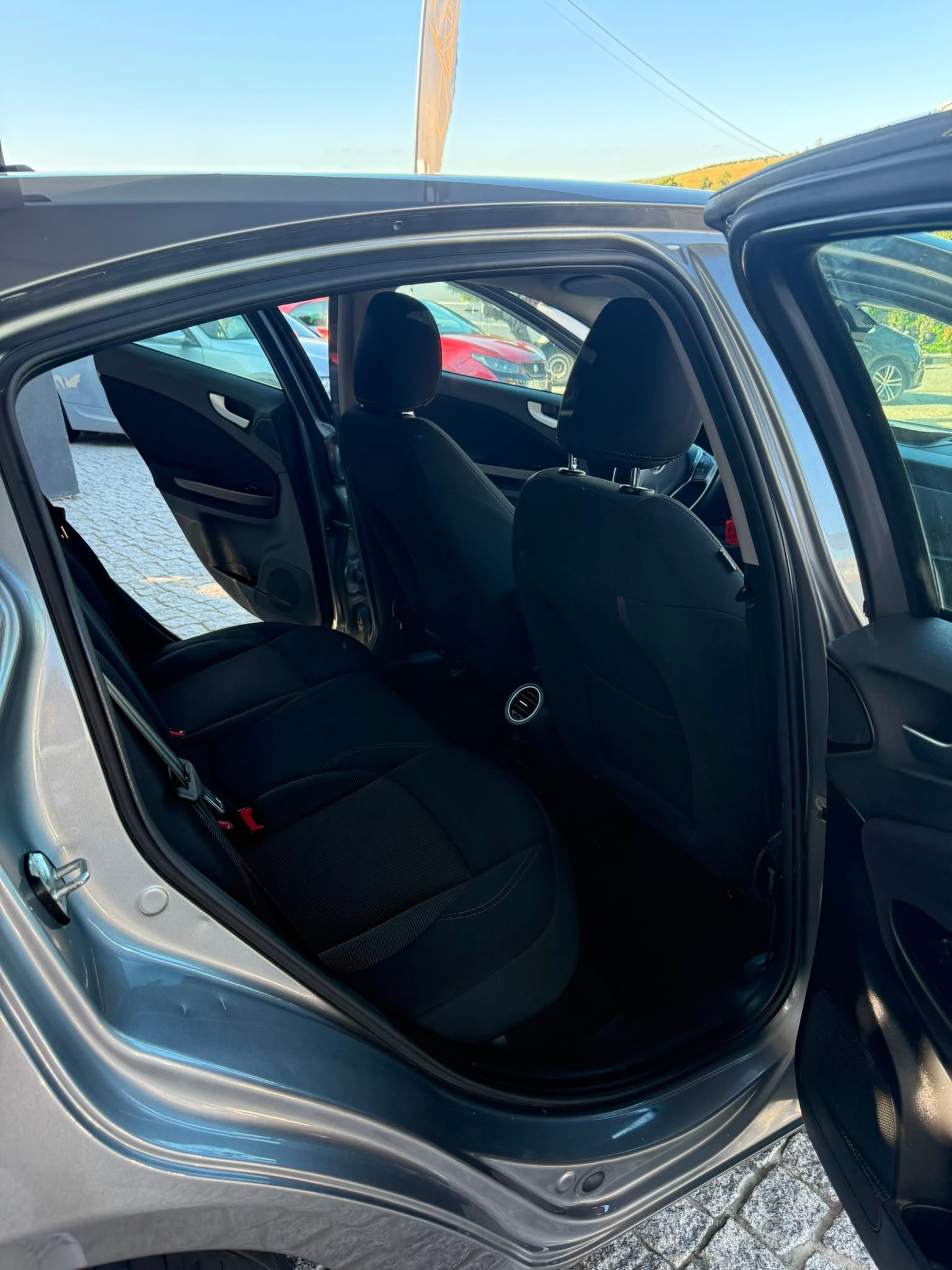 
								ALFA ROMEU GIULIETTA 2015 completo									
