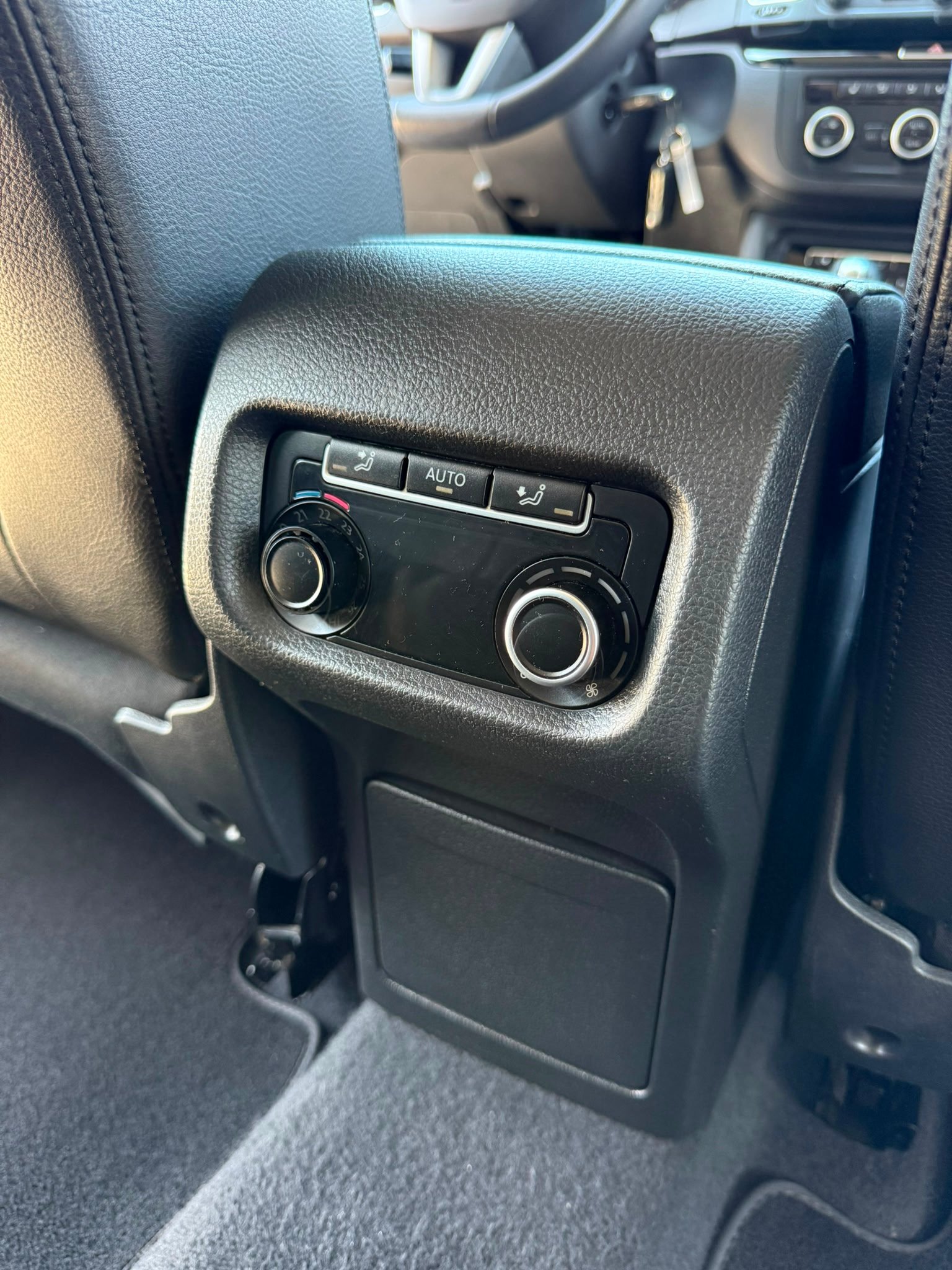 
								SEAT ALHAMBRA 2.0 TDI 2013 7 LUGARES completo									
