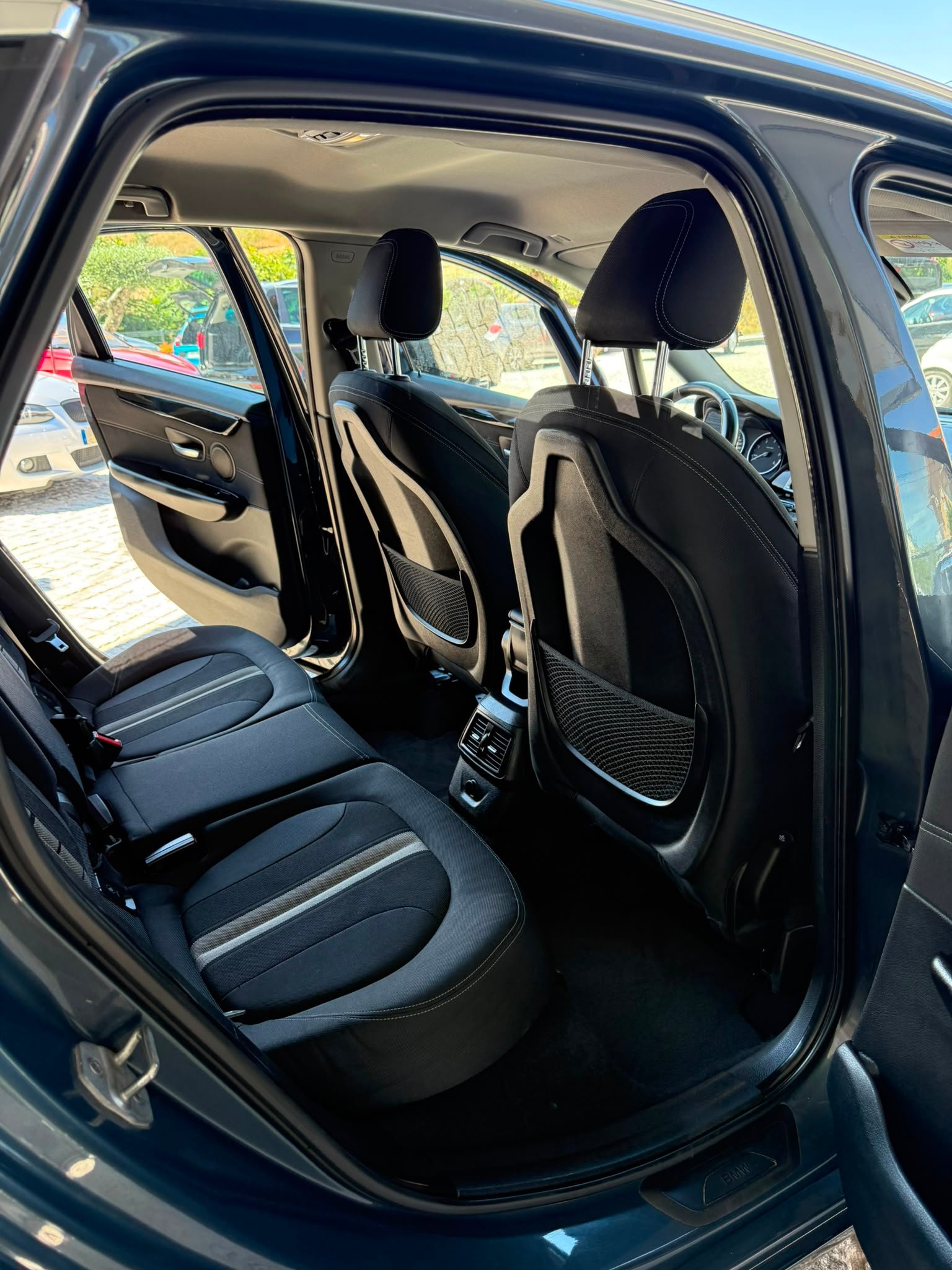 
								BMW 216D ACTIVE TOUR 2015 completo									