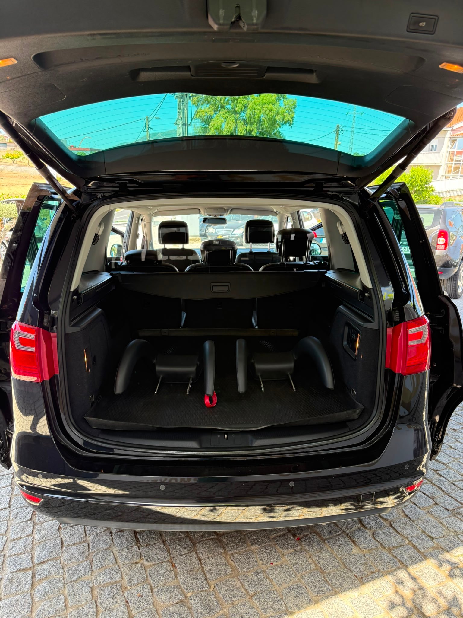 
								SEAT ALHAMBRA 2.0 TDI 2013 7 LUGARES completo									