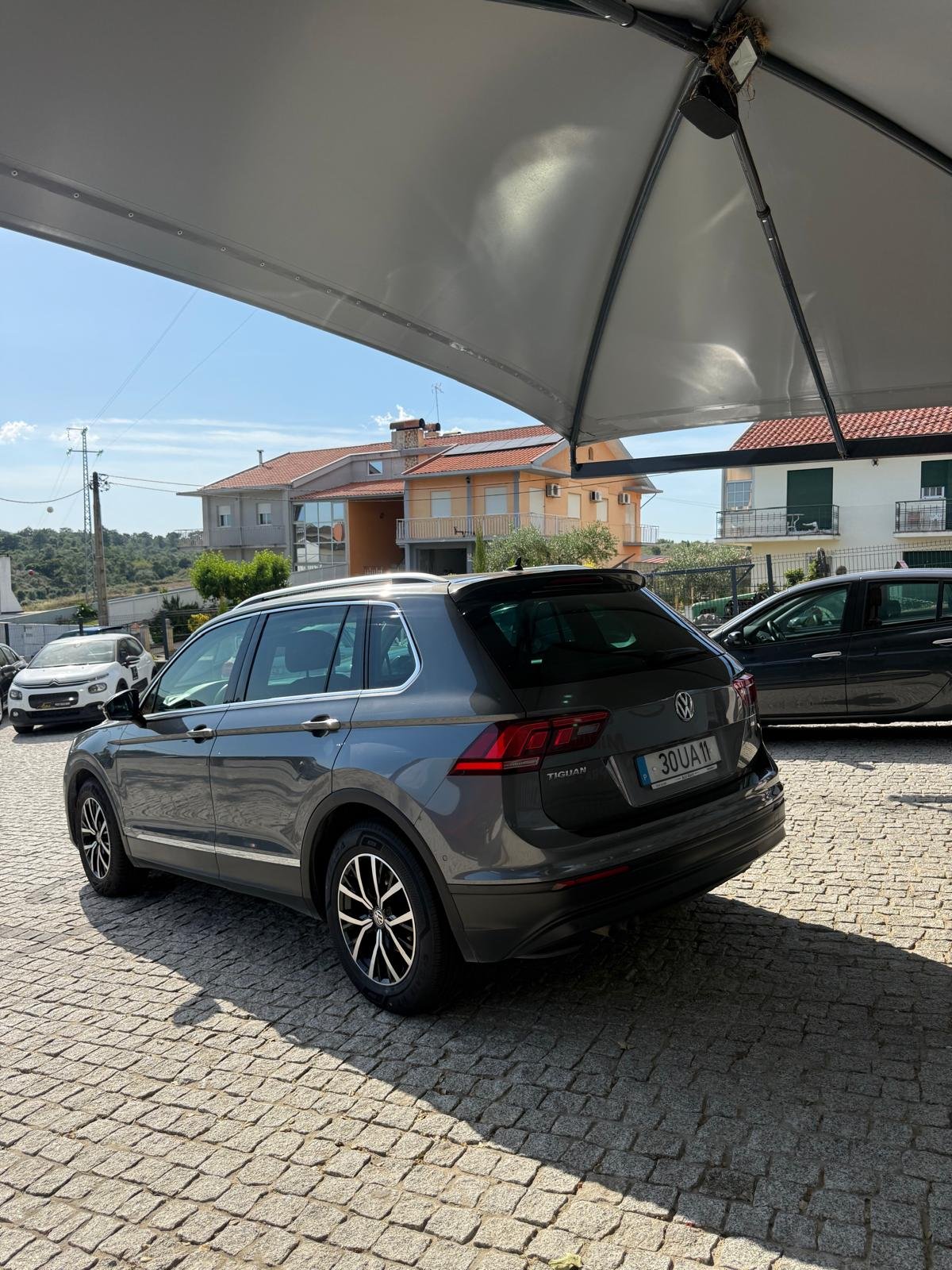 
								VOLKSWAGEN TIGUAN 2017 completo									
