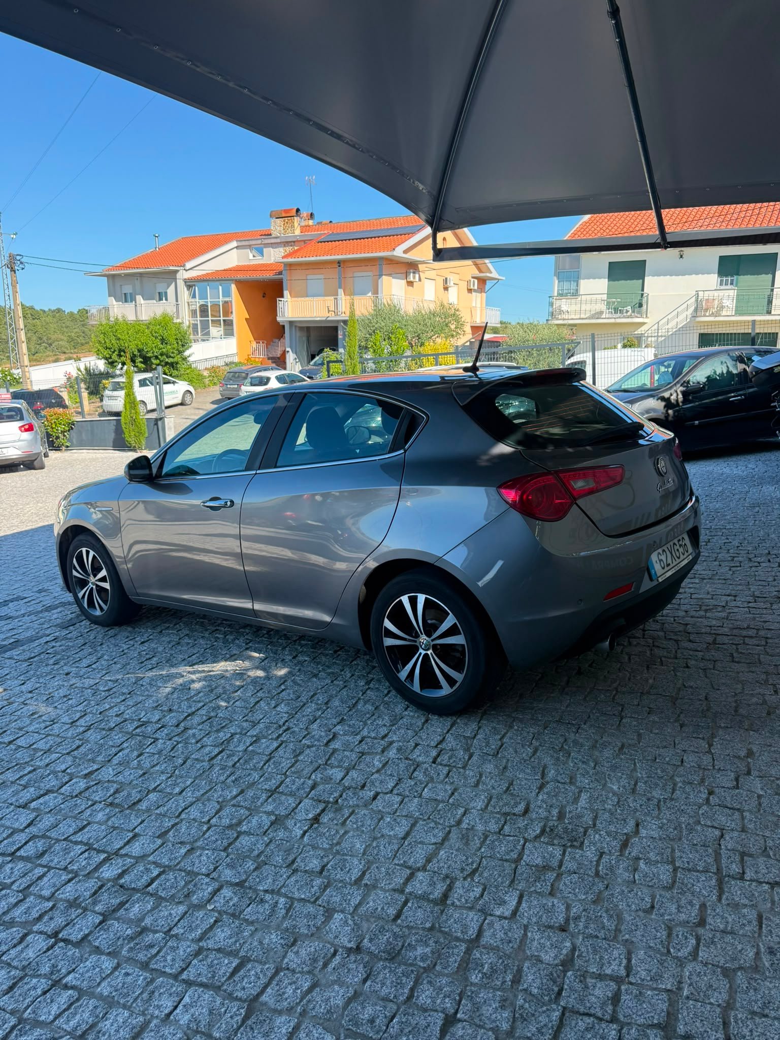 
								ALFA ROMEU GIULIETTA 2015 completo									