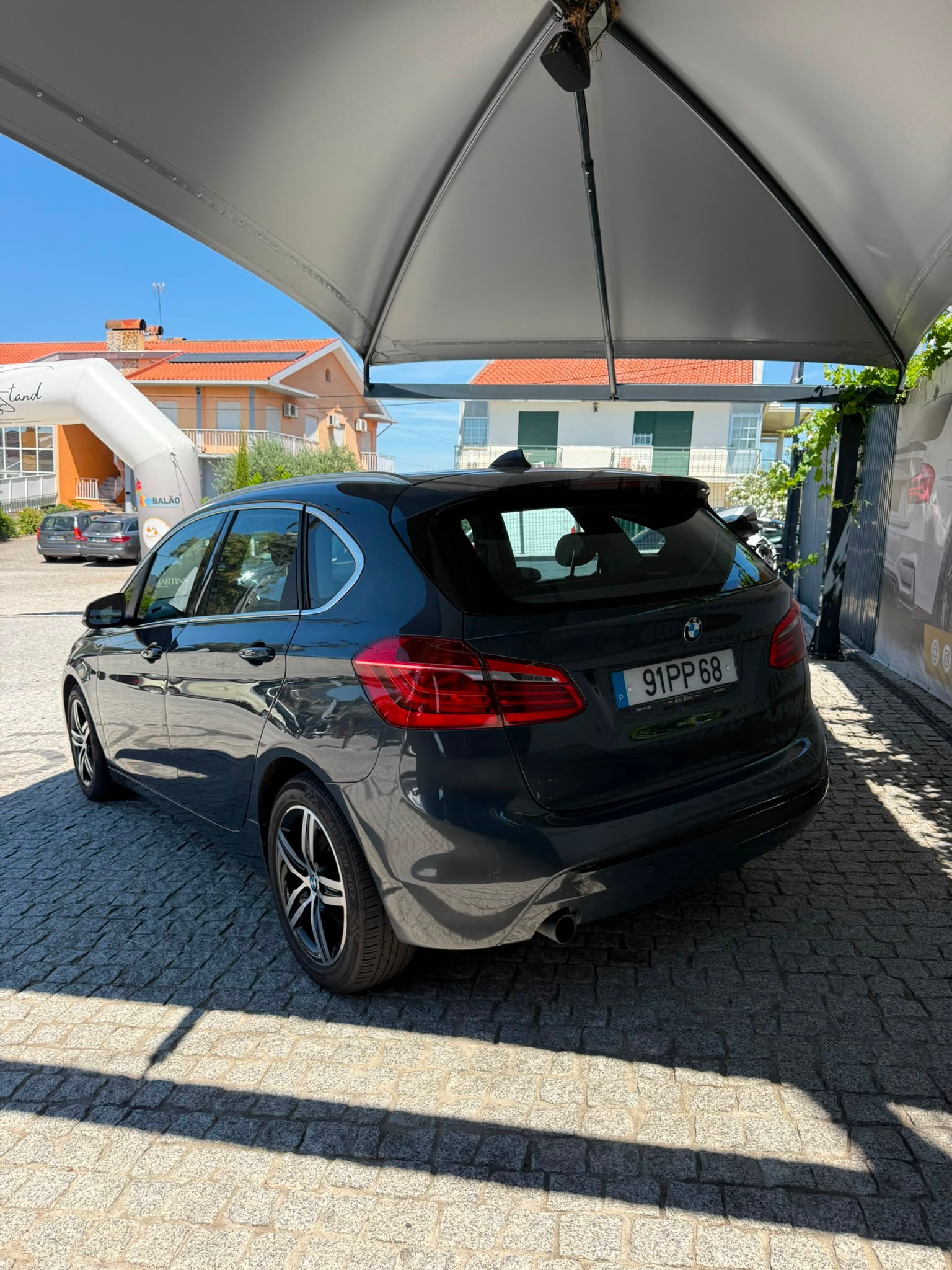 
								BMW 216D ACTIVE TOUR 2015 completo									