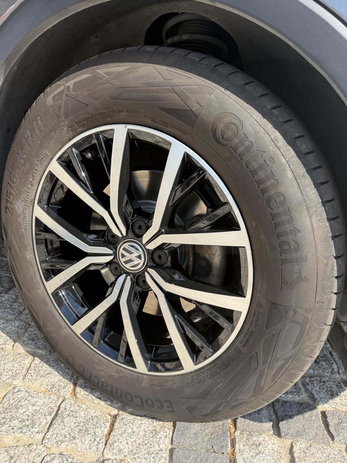 
								VOLKSWAGEN TIGUAN 2017 completo									