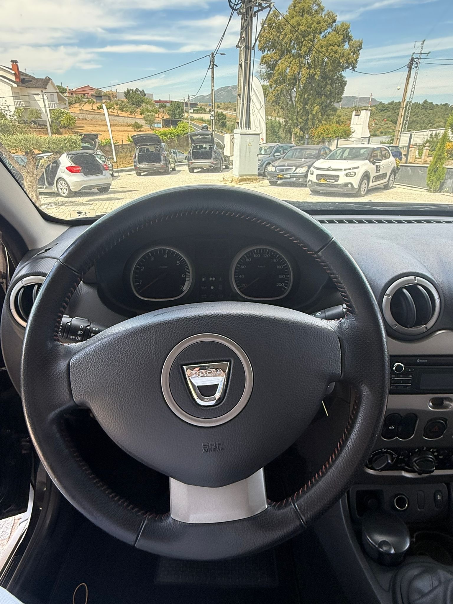 
								DACIA DUSTER 1.5 DCI 2013 completo									