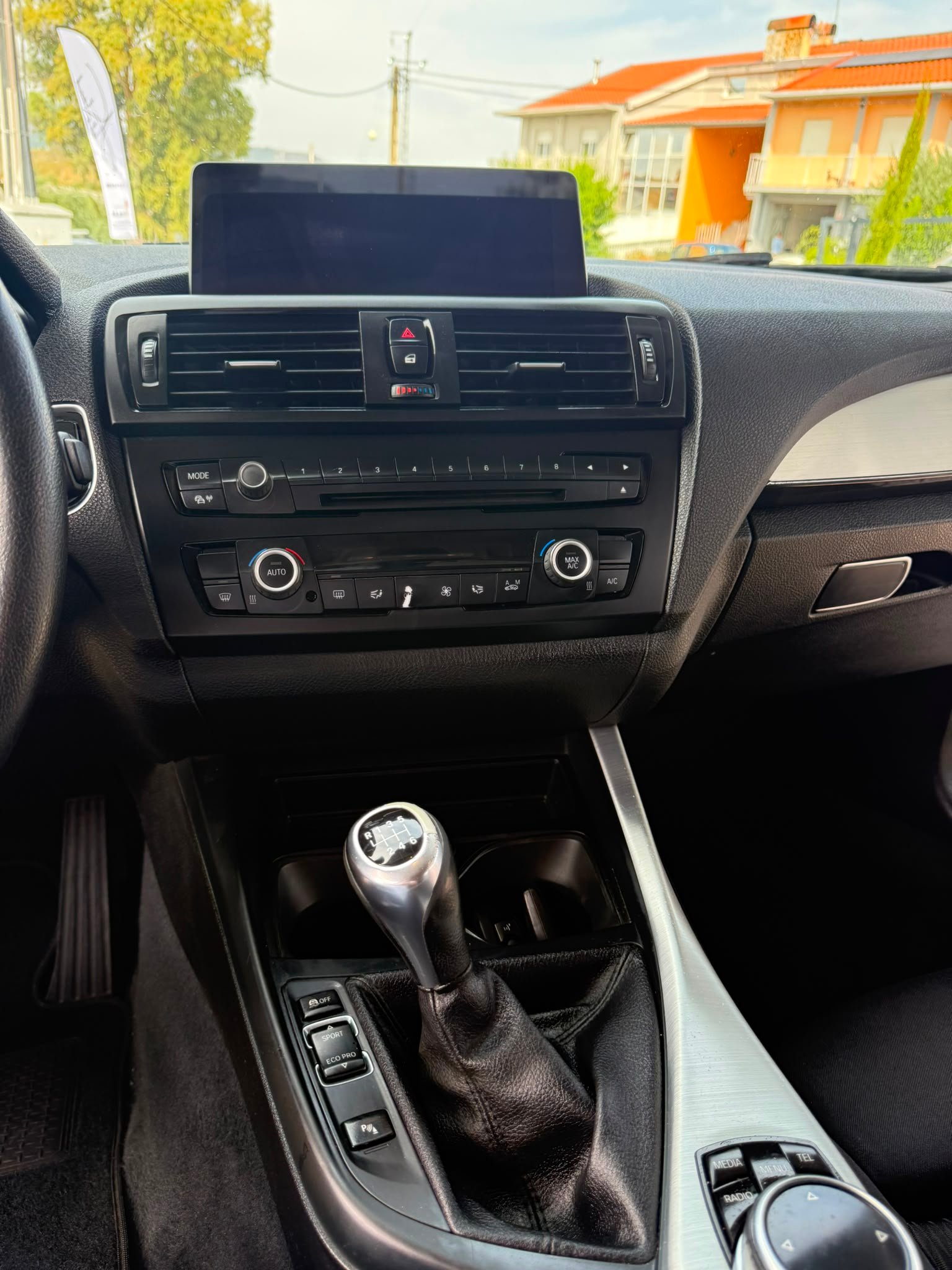 
								BMW 118D completo									