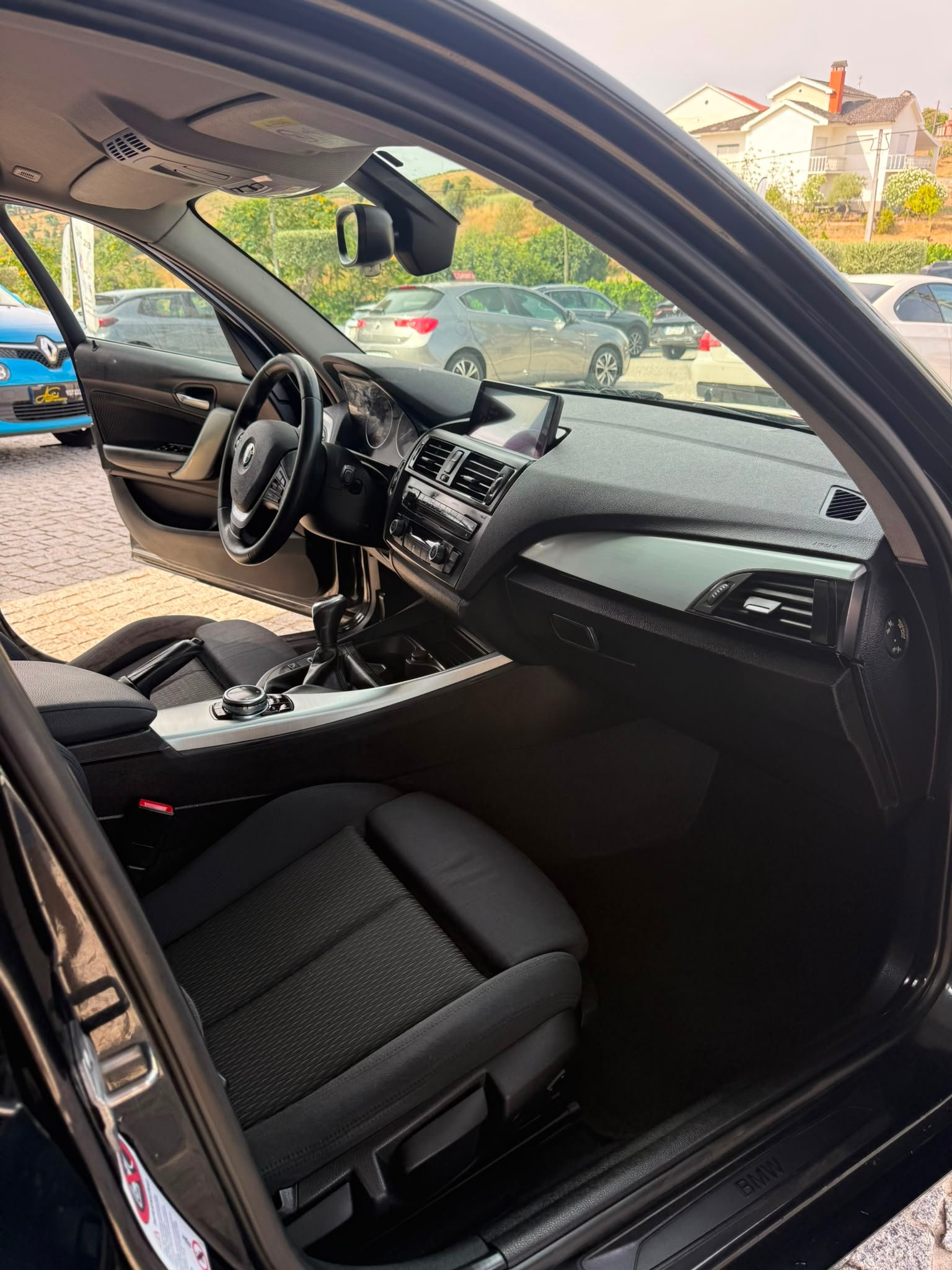 
								BMW 118D completo									