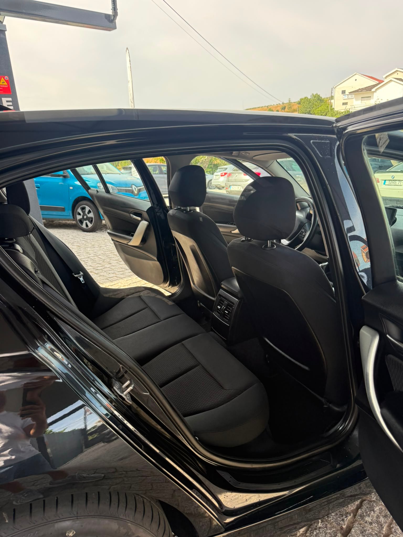 
								BMW 118D completo									