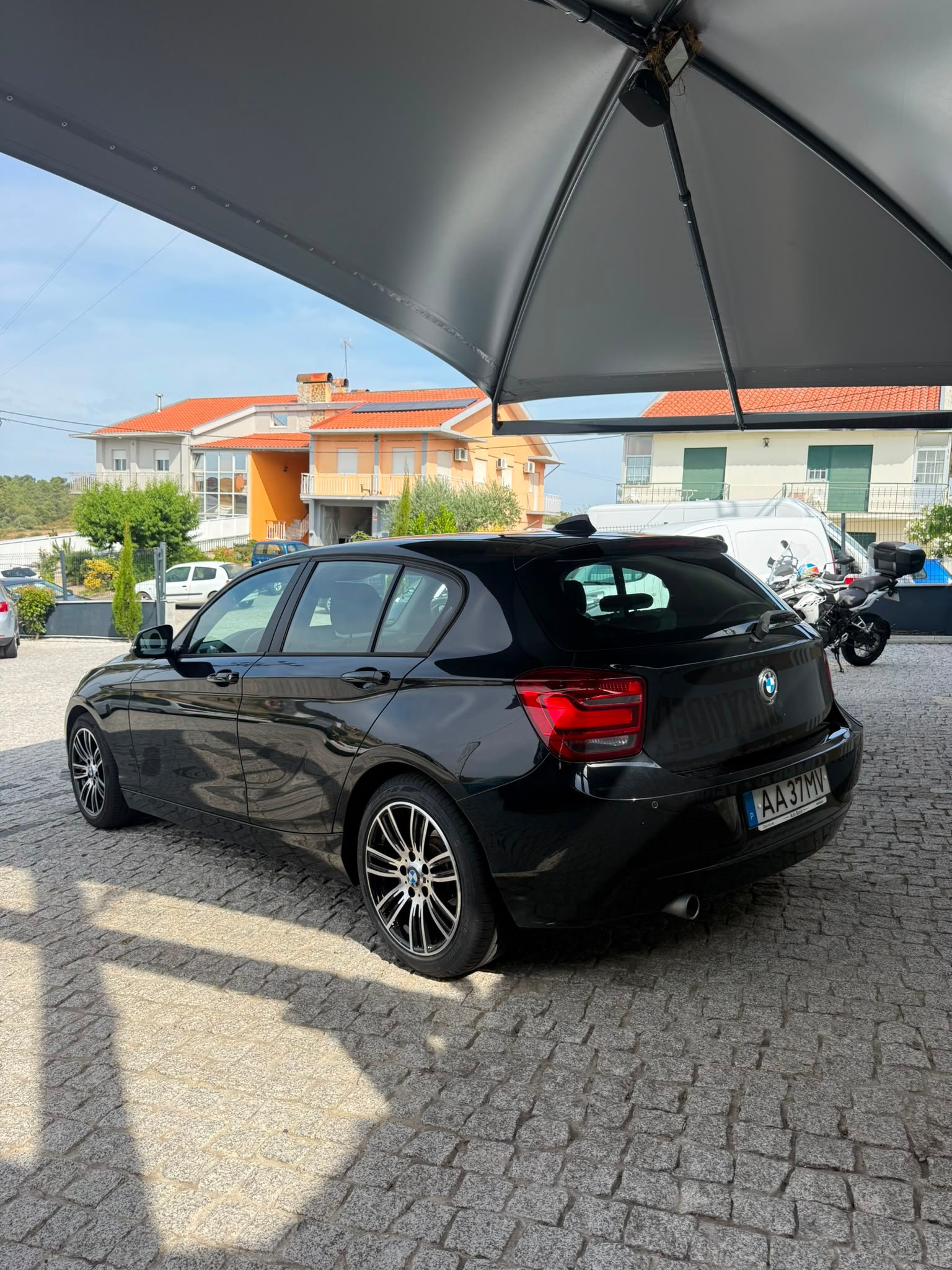 
								BMW 118D completo									