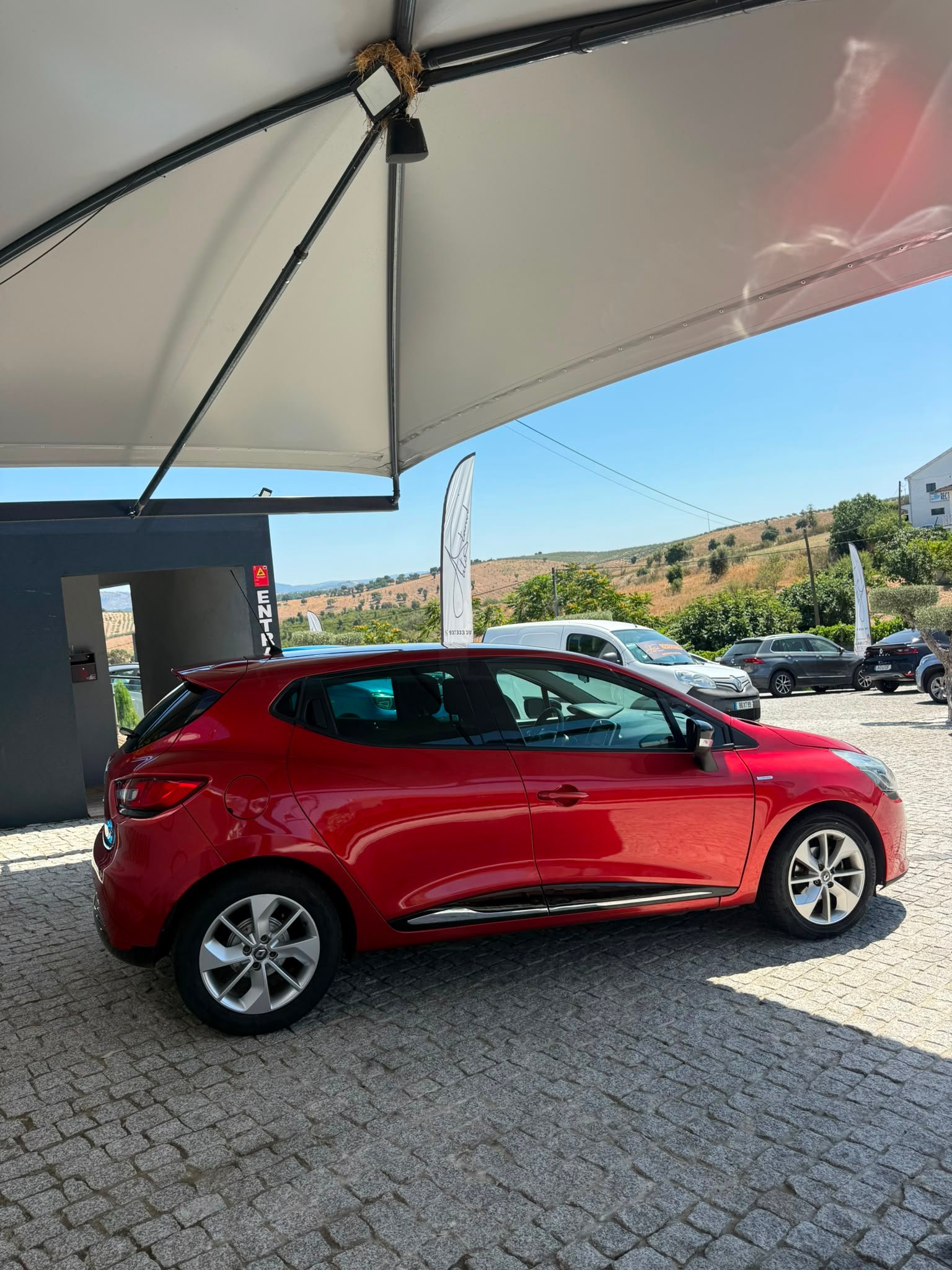 
								RENAULT CLIO 2016 completo									