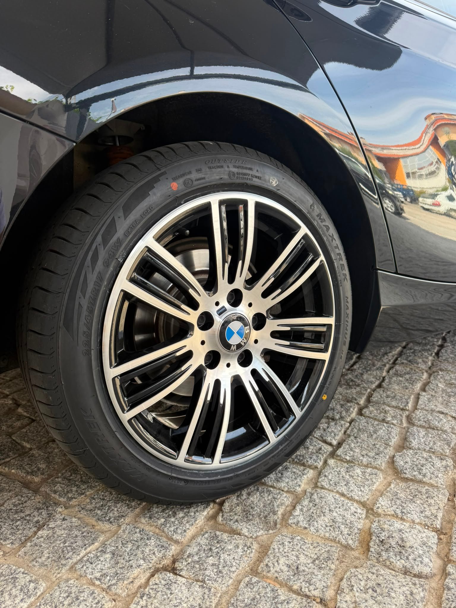 
								BMW 118D completo									