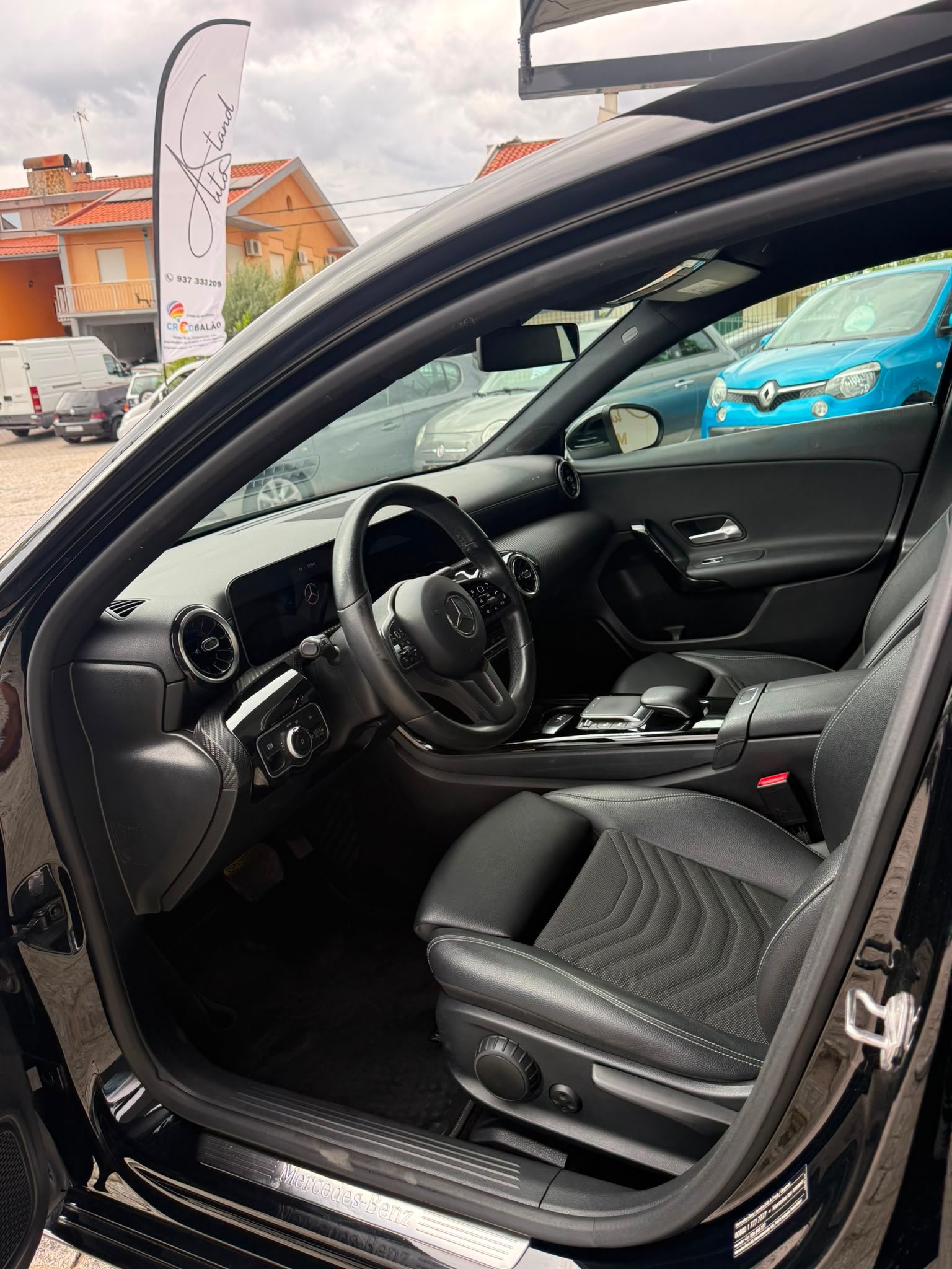 
								MERCEDES – BENZ A180D 2020 completo									