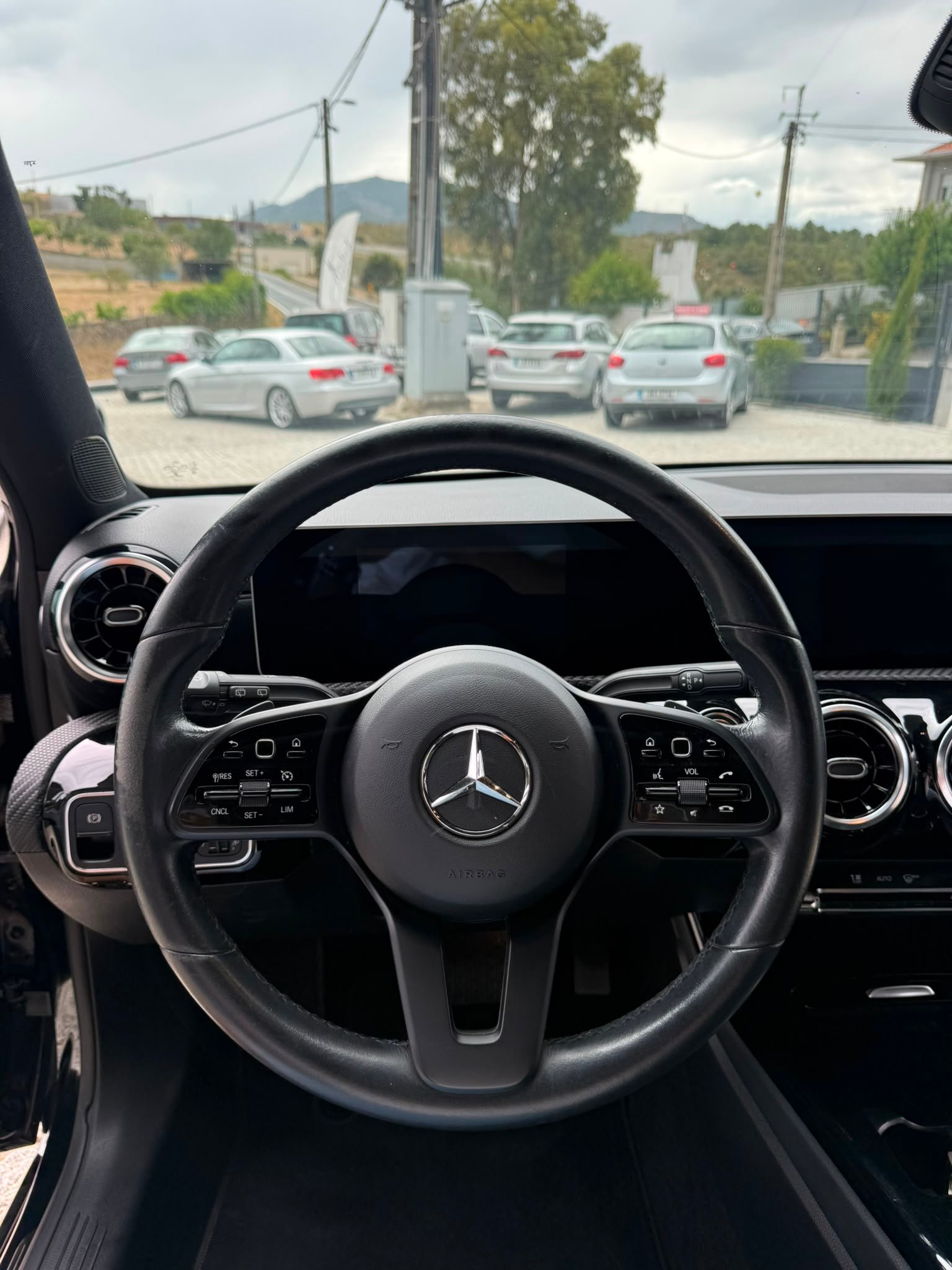 
								MERCEDES – BENZ A180D 2020 completo									