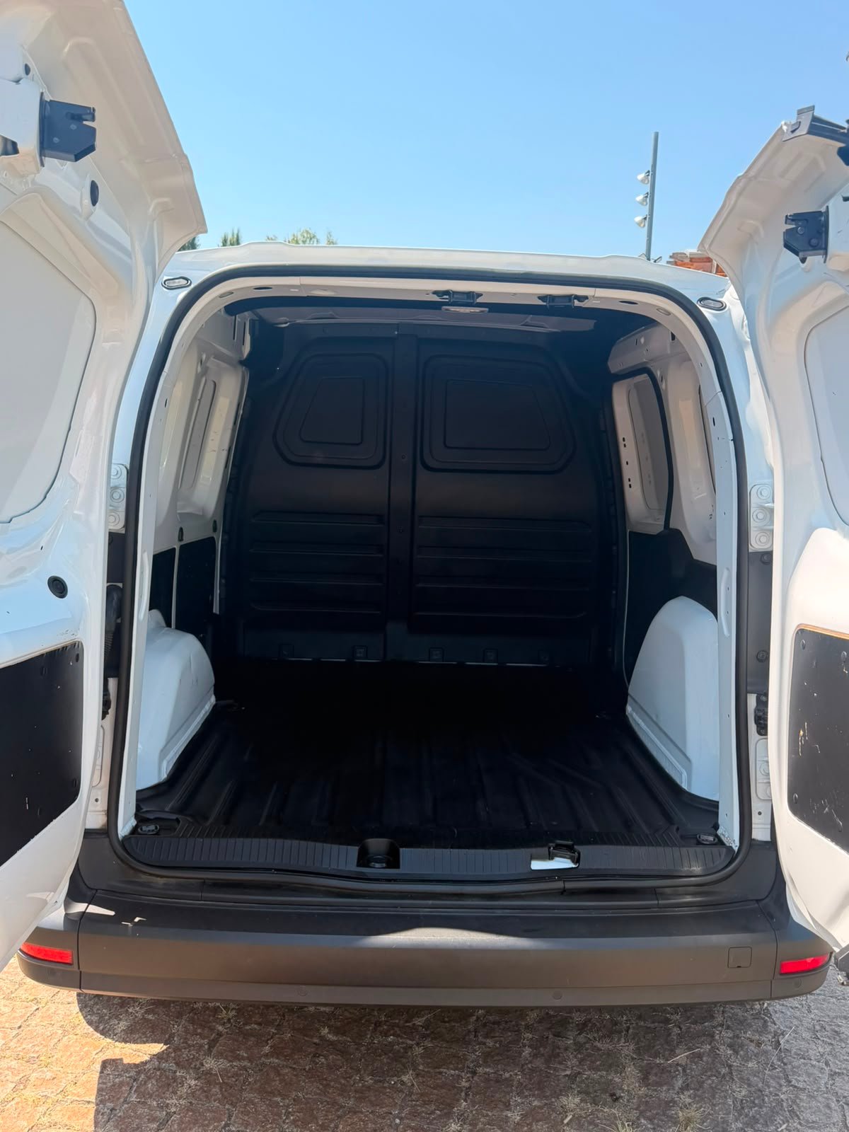 
								MERCEDES – BENZ CITAN 110CDI completo									