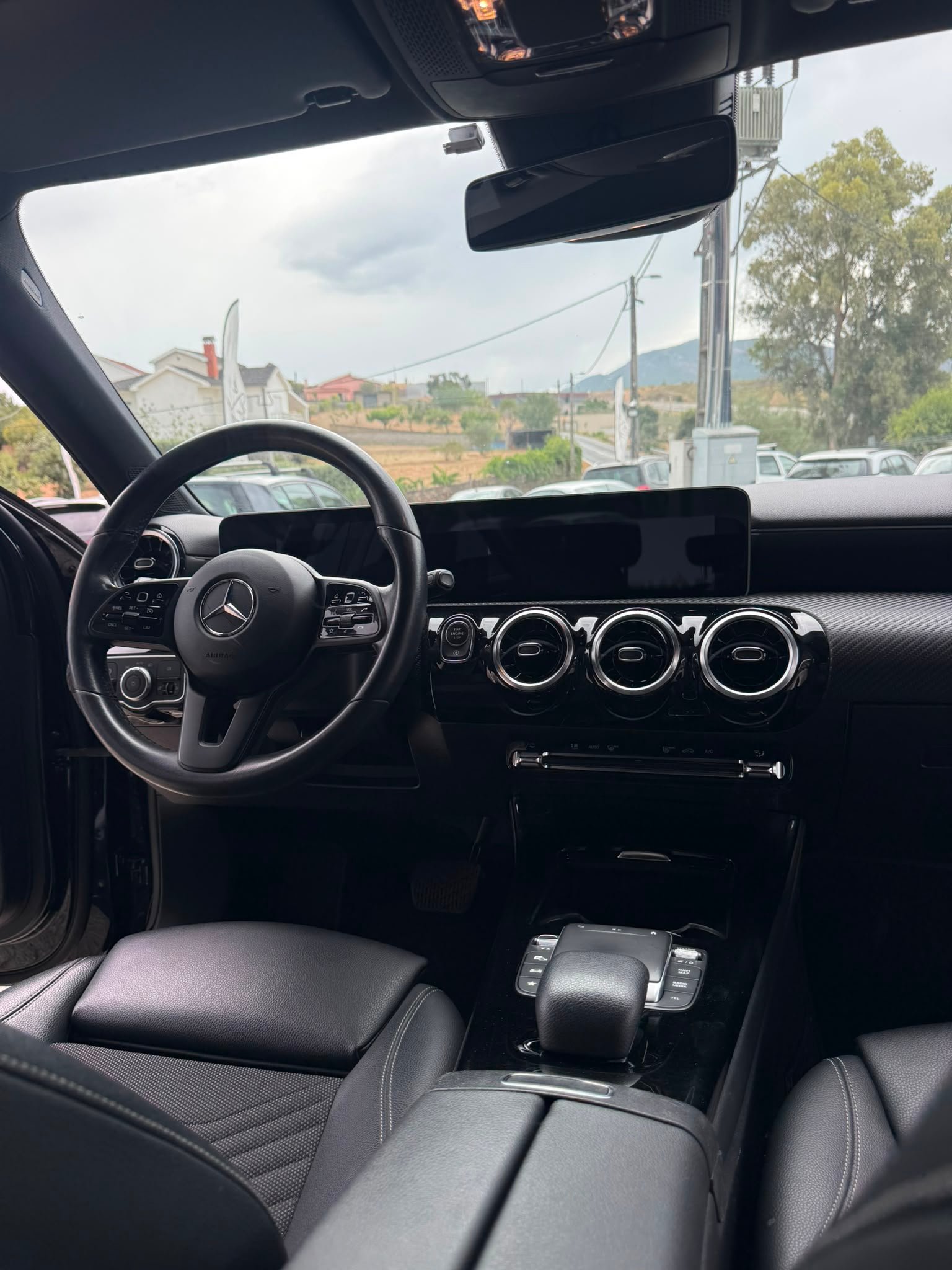 
								MERCEDES – BENZ A180D 2020 completo									
