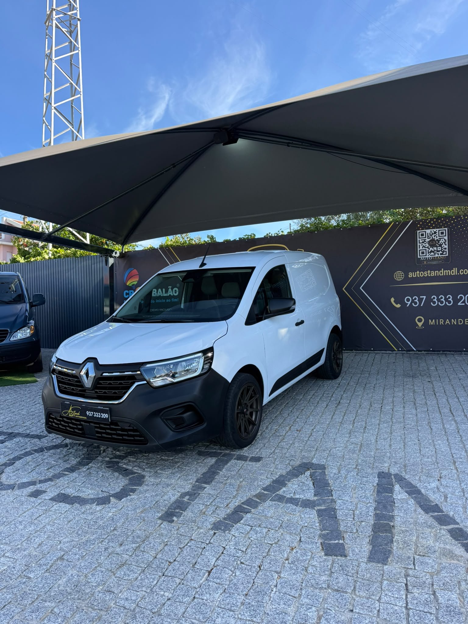 
								RENAULT KANGOO 2022 completo									