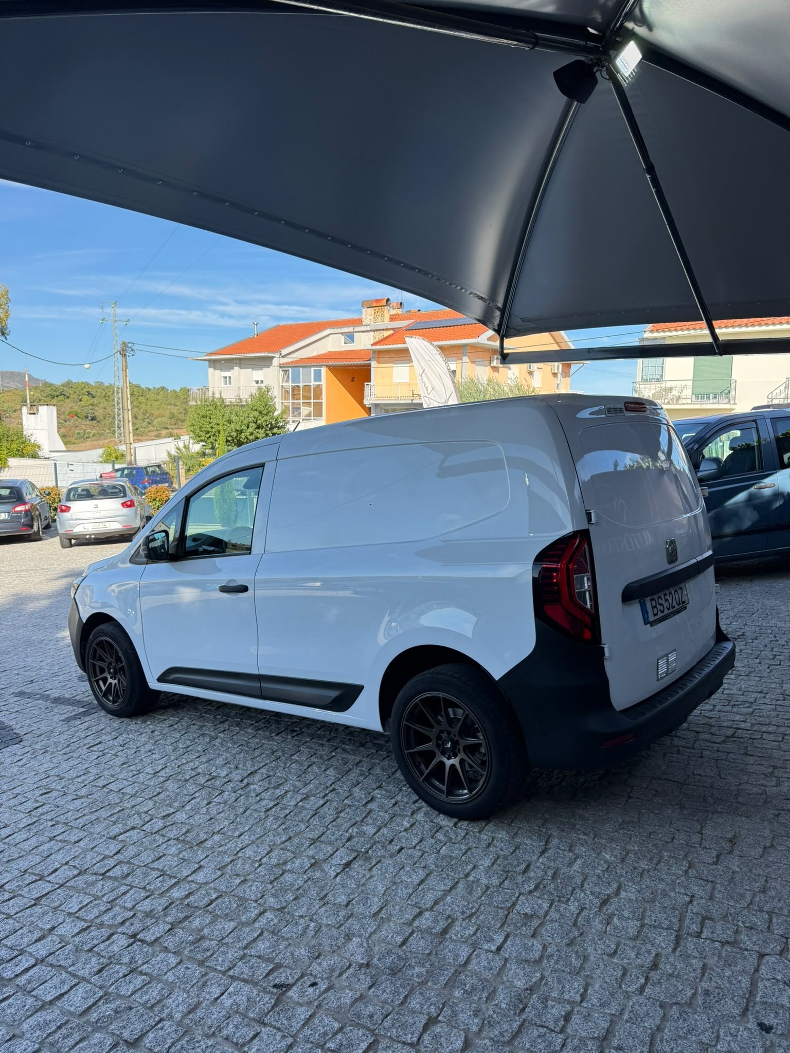 
								RENAULT KANGOO 2022 completo									