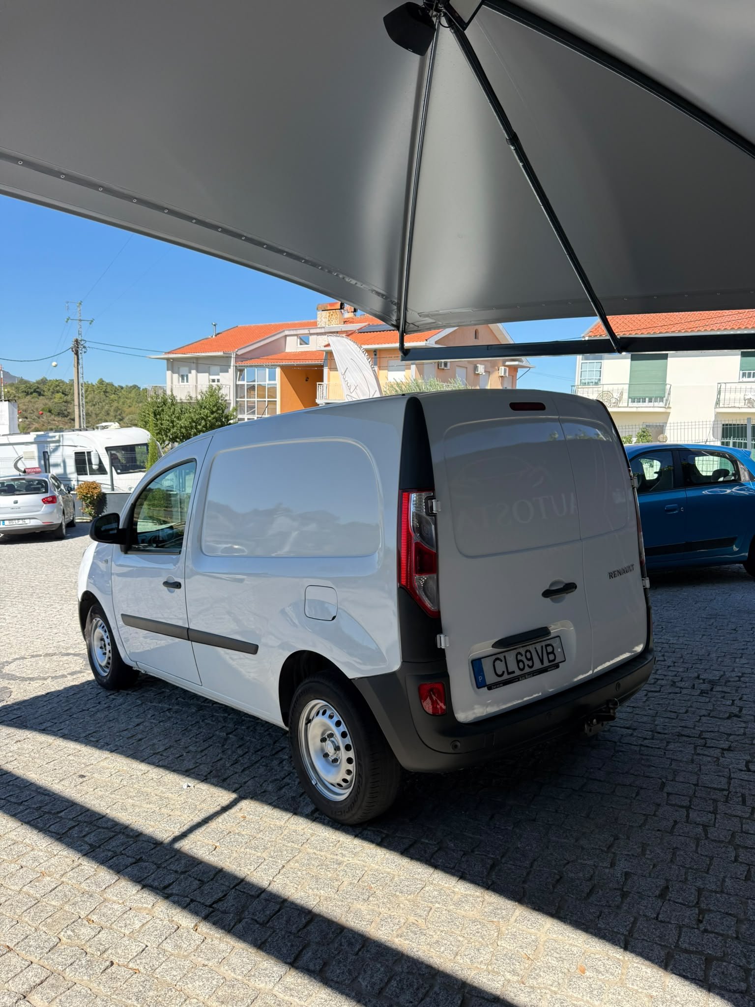 
								KANGOO 2014 completo									