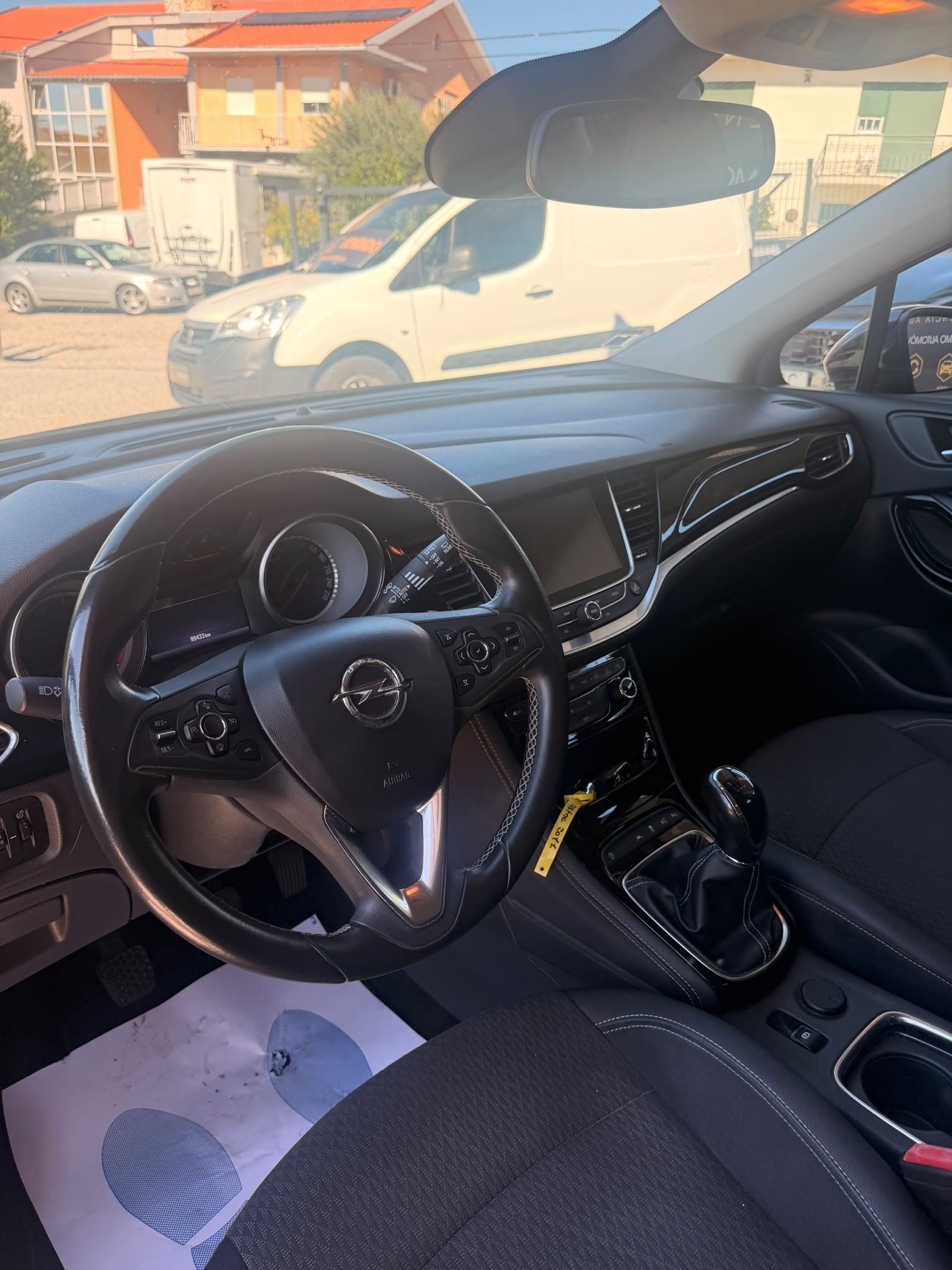 
								OPEL ASTRA 2017 completo									
