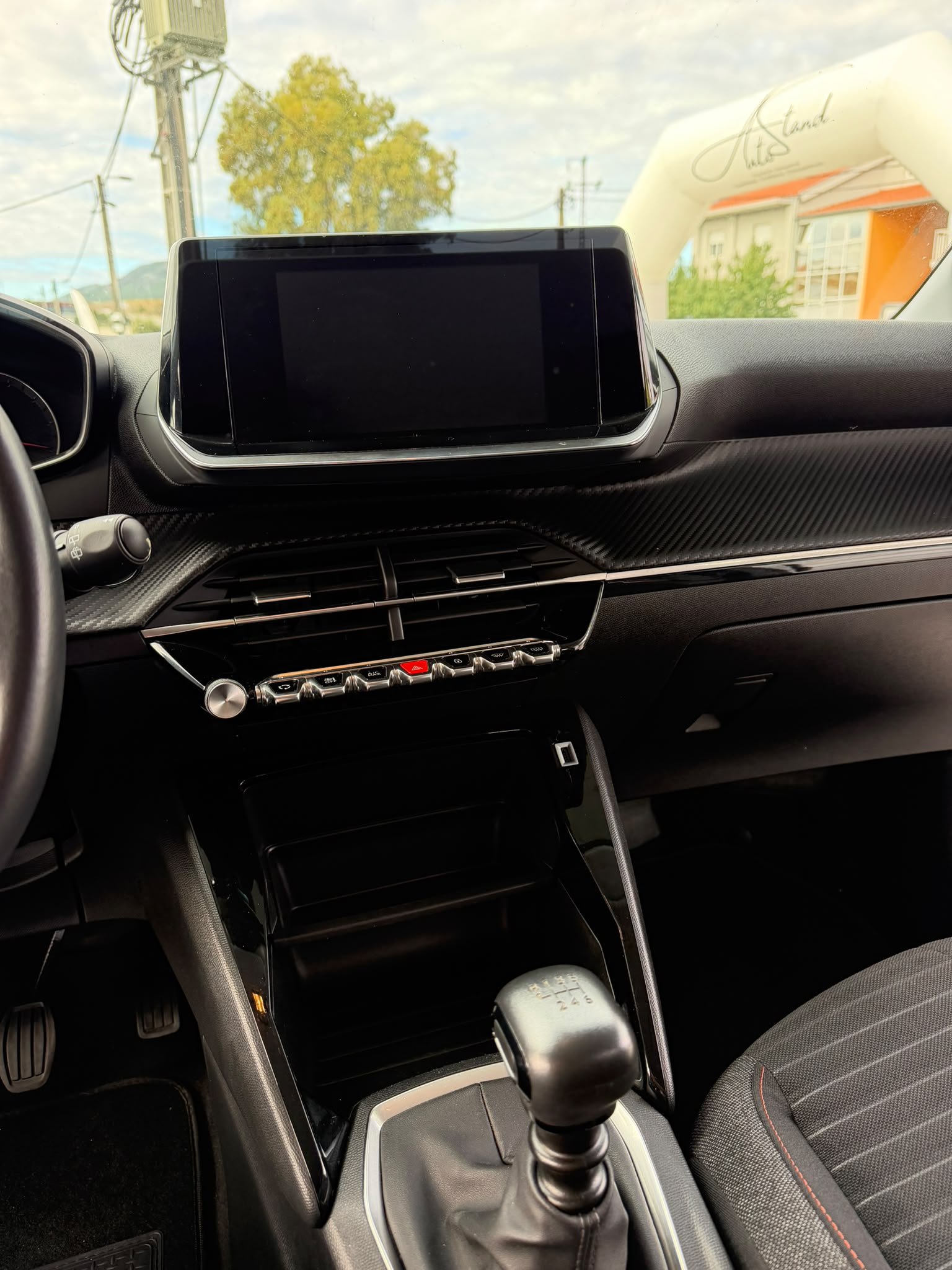 
								PEUGEOT 208 2022 completo									