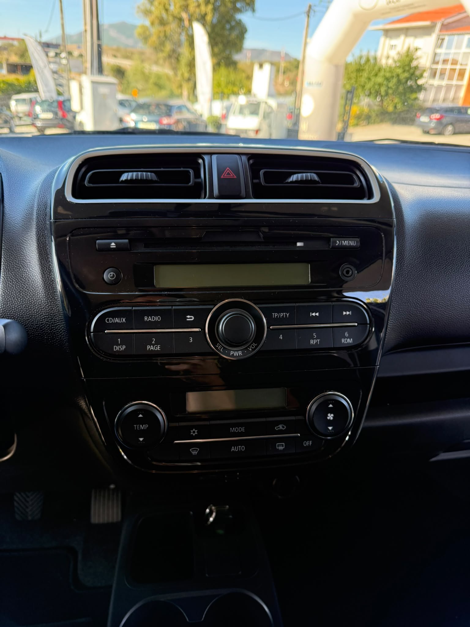 
								MITSUBISHI SPACE STAR 2016 completo									