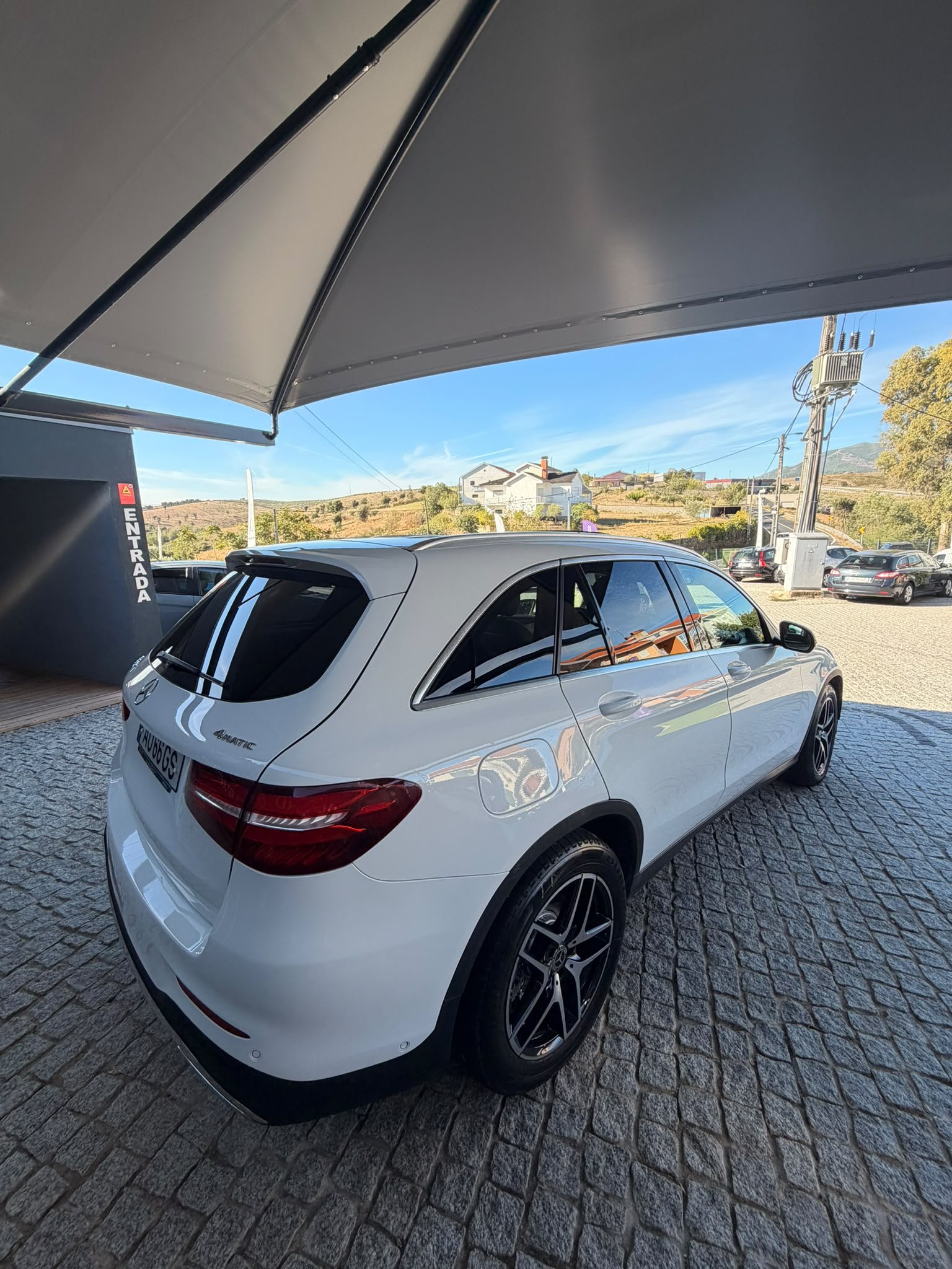 
								MERCEDES – BENZ  GLC 250 AMG 2018 completo									