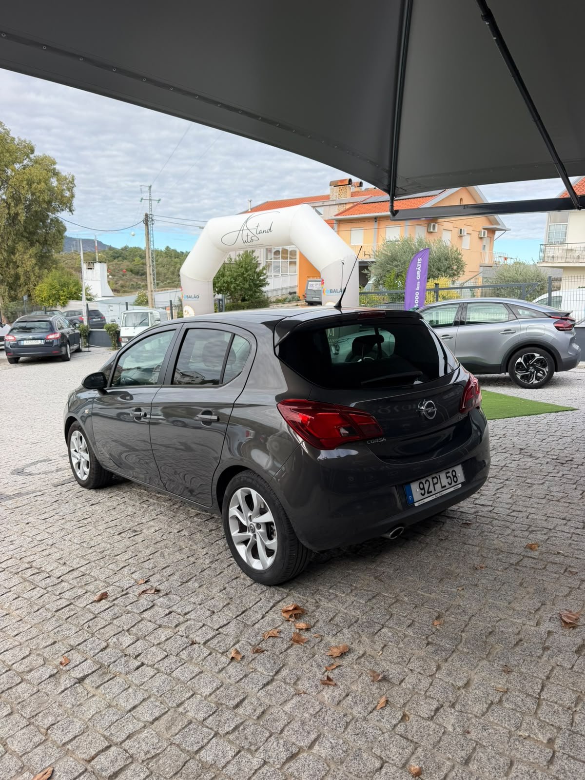 
								OPEL CORSA E 2015 completo									