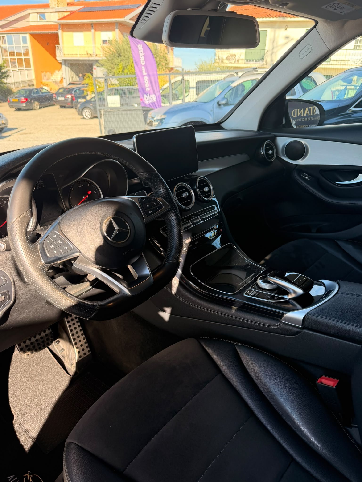 
								MERCEDES – BENZ  GLC 250 AMG 2018 completo									