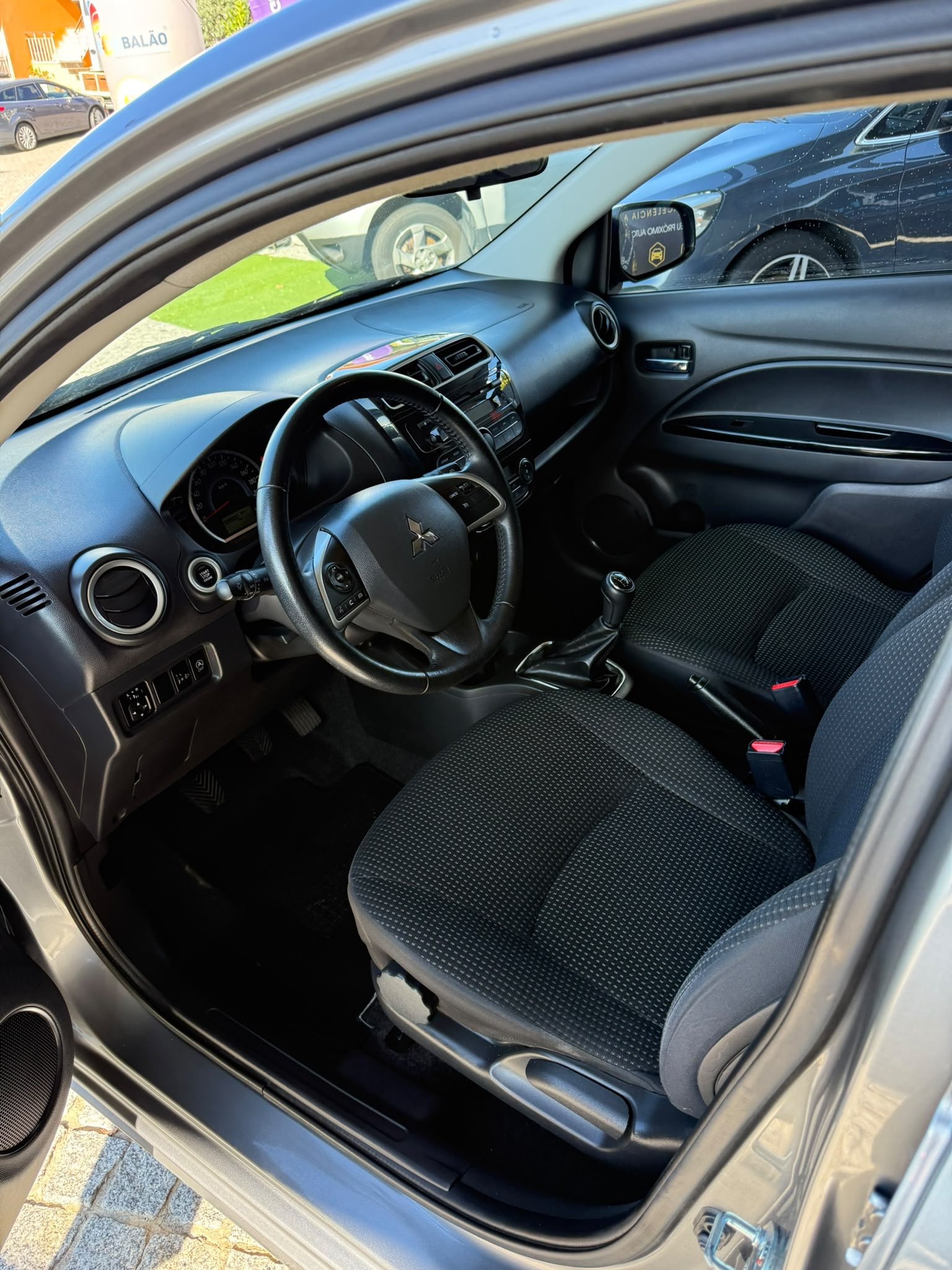 
								MITSUBISHI SPACE STAR 2016 completo									