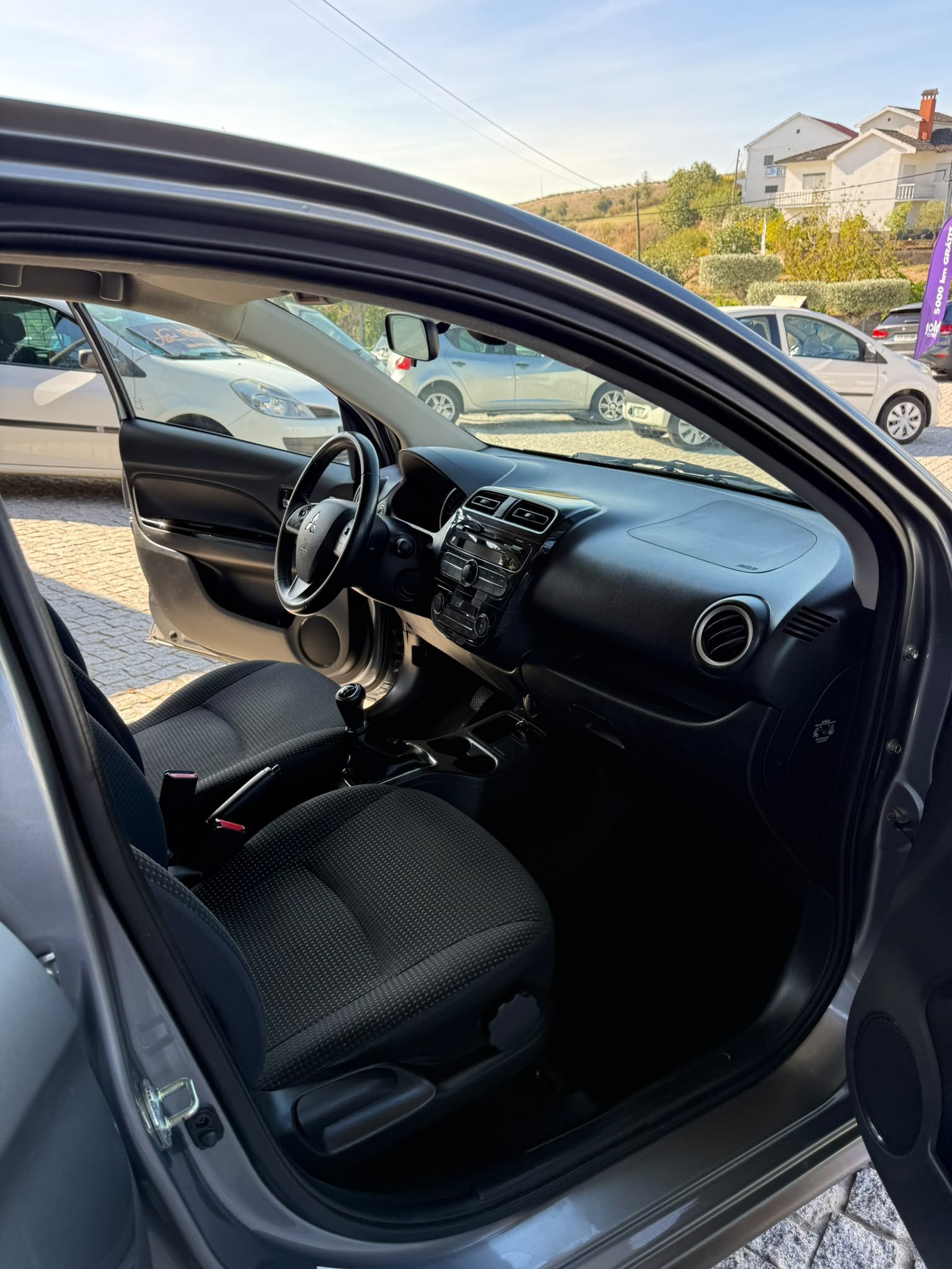 
								MITSUBISHI SPACE STAR 2016 completo									
